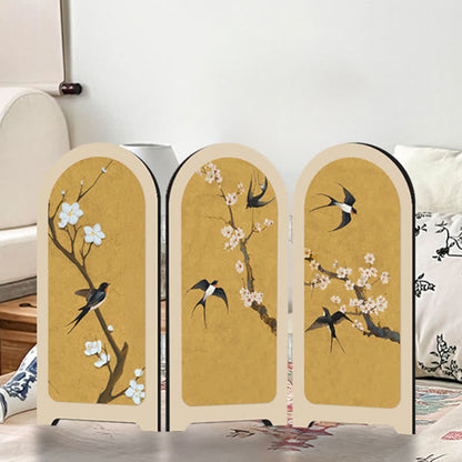 Faltbares Ornament mit fliegendem Vogel und Blumenmotiv