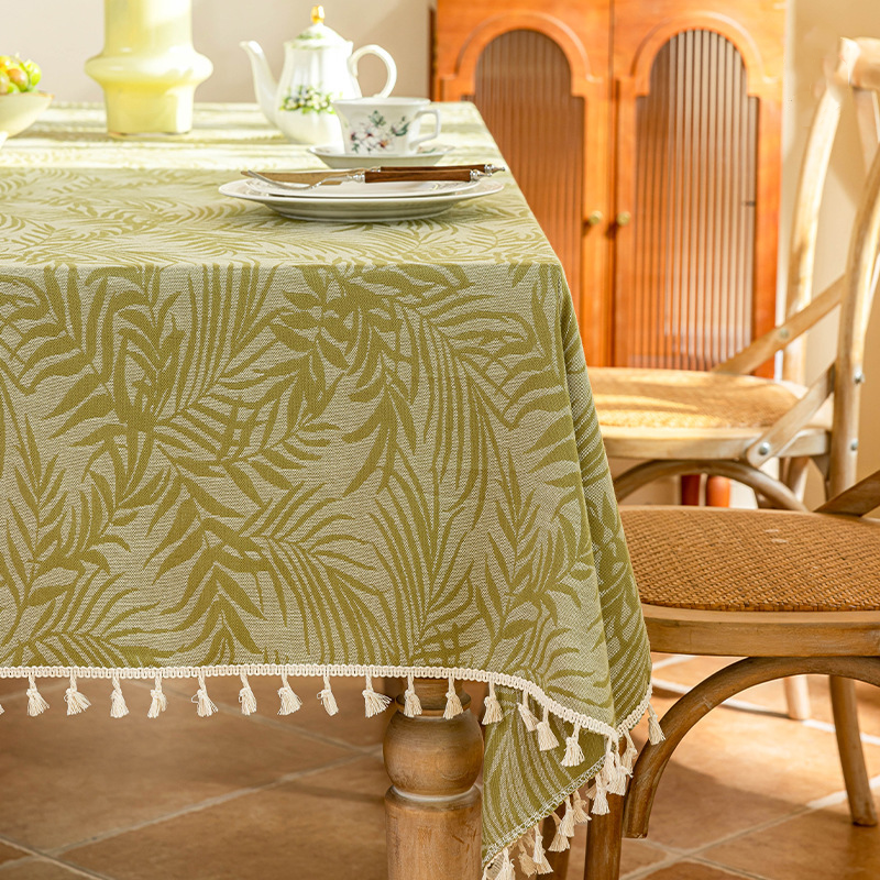 Jacquard-Tischdecke mit ländlichen Blättern und Quasten