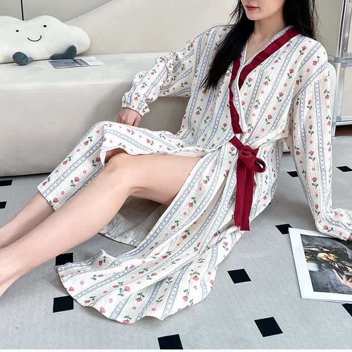 Weiches Kimono-Nachthemd in Übergröße