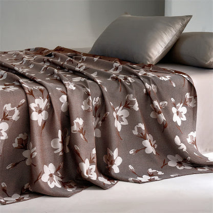 Atmungsaktive Steppdecke aus Lyocellfaser mit Retro-Blumenmuster