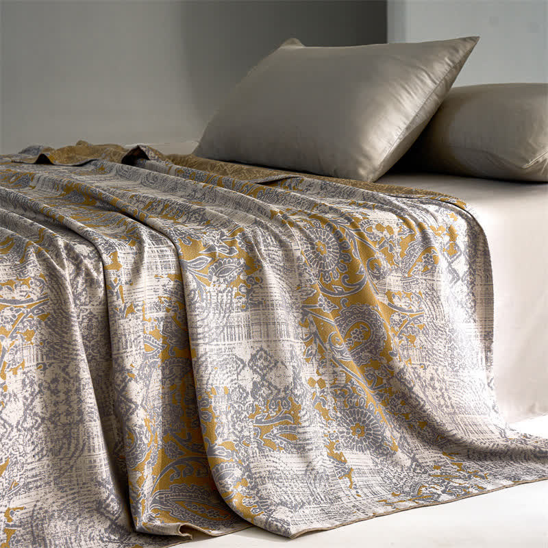 Atmungsaktive, weiche Steppdecke aus Lyocellfaser mit Jacquard-Paisleymuster