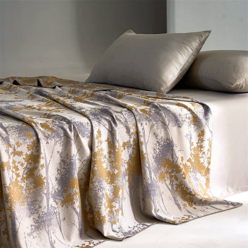 Bequeme Steppdecke aus Lyocellfaser-Jacquard im Waldstil