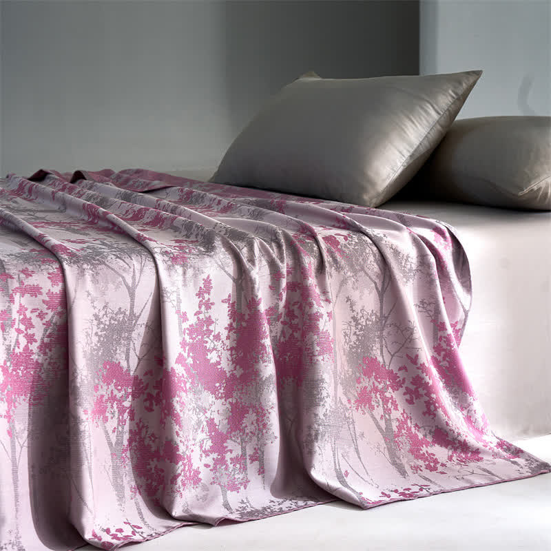 Bequeme Steppdecke aus Lyocellfaser-Jacquard im Waldstil