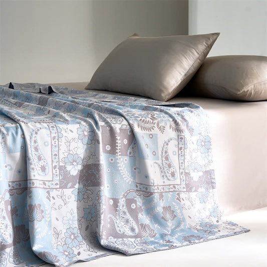 Leichte, weiche Steppdecke aus Lyocellfaser mit Paisley-Muster