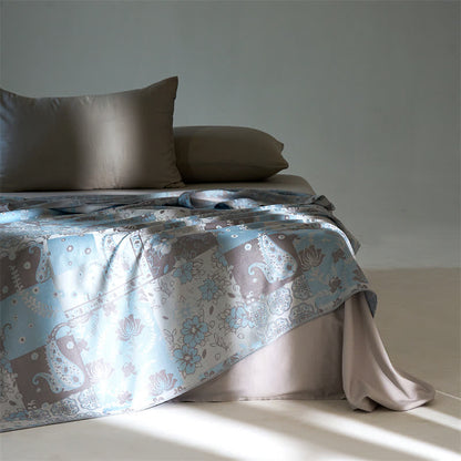 Leichte, weiche Steppdecke aus Lyocellfaser mit Paisley-Muster