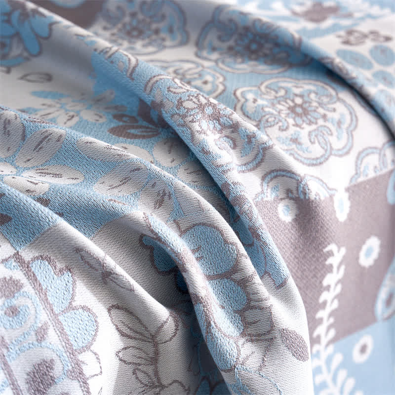 Leichte, weiche Steppdecke aus Lyocellfaser mit Paisley-Muster