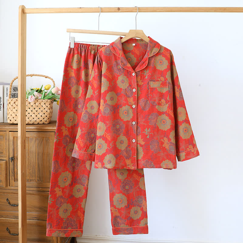Loungewear-Set aus garngefärbtem Jacquard aus reiner Baumwolle mit Pfingstrosenmotiv