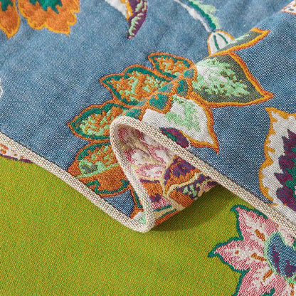 Bunte, florale Wendedecke aus Baumwollgaze