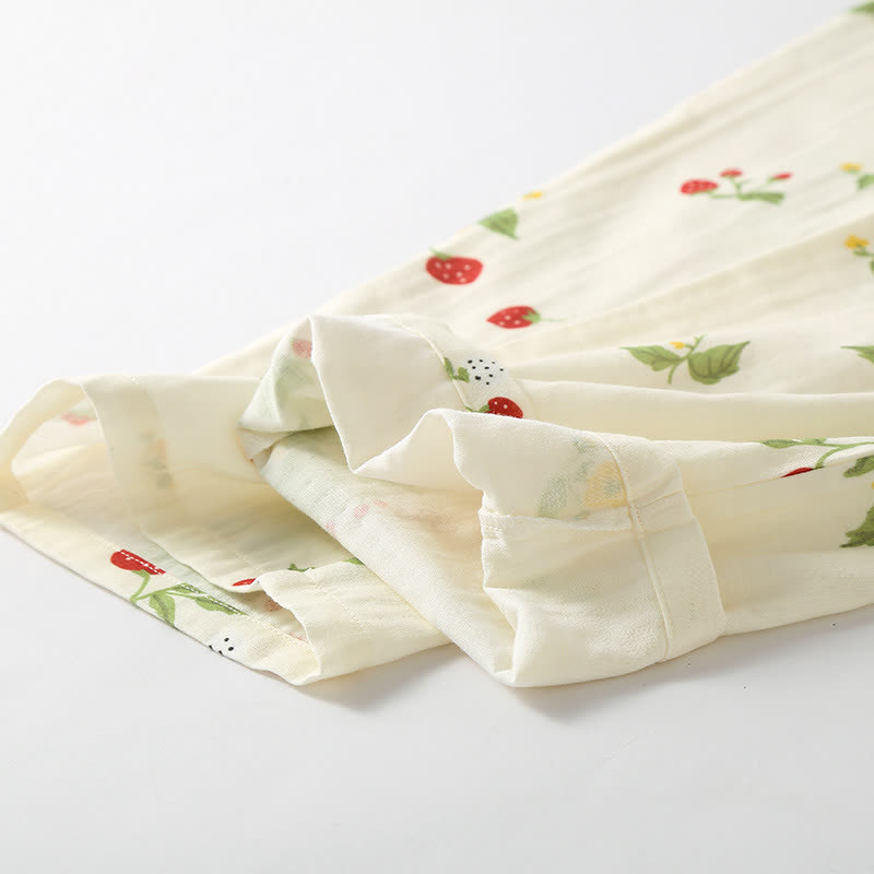 Pyjama-Set aus Baumwollgaze mit Erdbeerdruck