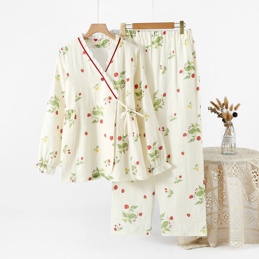 Pyjama-Set aus Baumwollgaze mit Erdbeerdruck
