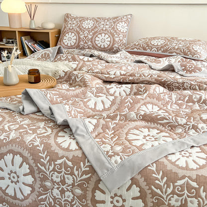 Jacquard-Tagesdecke mit geometrischem Muster