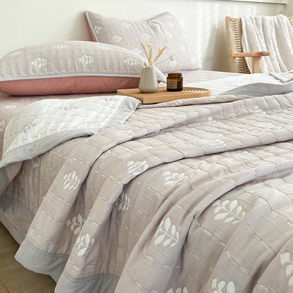 Weiche Jacquard-Bettdecke mit Blattmuster
