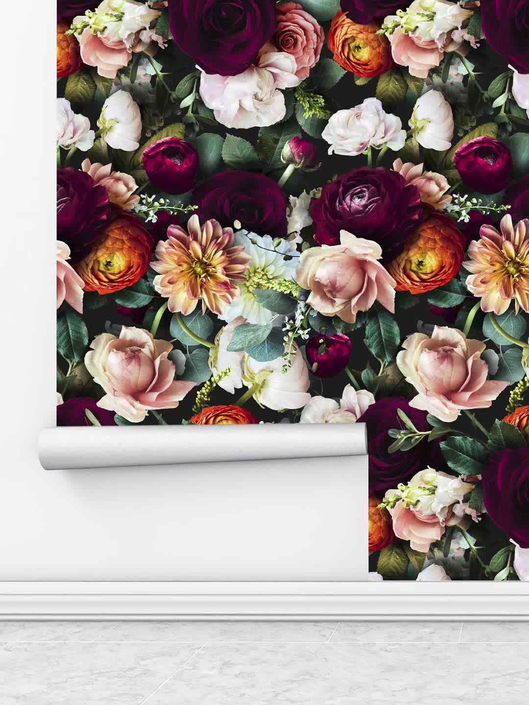 Abnehmbare DIY-Dekortapete mit blühenden Blumen