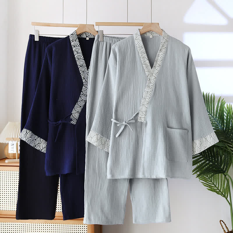 Neutrales Kimono-Pyjama-Set aus Baumwollgaze