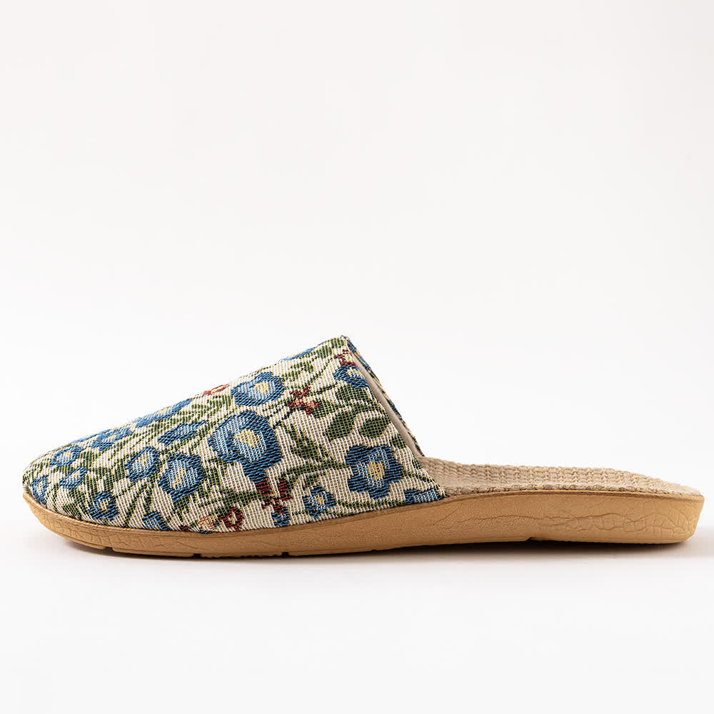 Rutschfeste Hausschuhe mit weicher Sohle und Blumenmuster