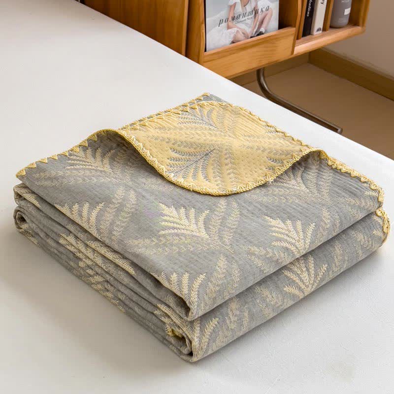 Wendbare Tagesdecke aus Baumwollgaze mit Kiefernzweigen
