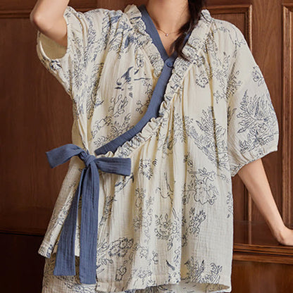 Rustikales, geblümtes Pyjama-Set mit kurzen Ärmeln und BH