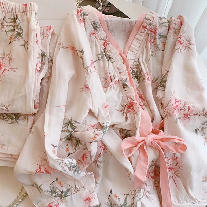 Lily Flower Baumwoll-Kimono-Pyjama-Set