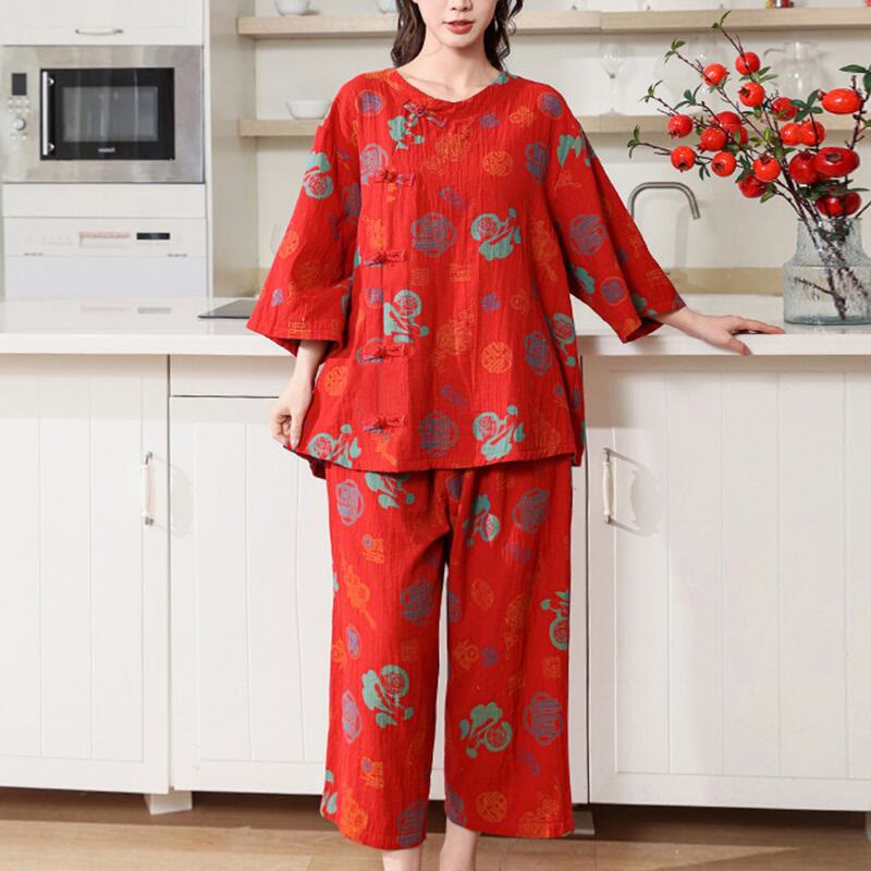 Rotes Pyjama-Set aus Baumwolle mit „Fu“-Froschknöpfen