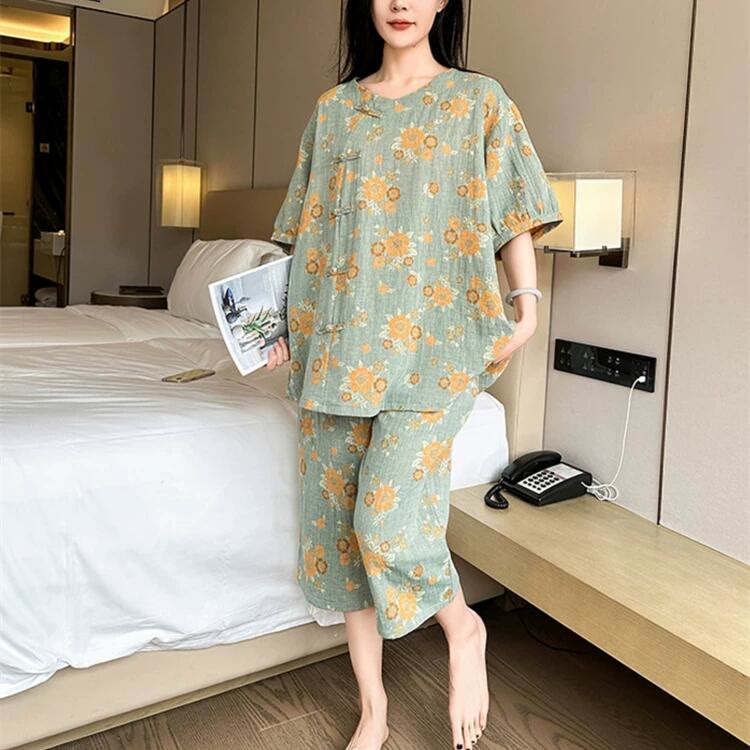 Loungewear-Set aus Baumwolle mit Sonnenblumenmuster in Übergröße