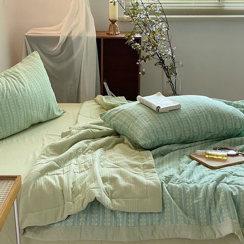 Elegante Sommerdecke aus Baumwolljacquard im Retro-Stil