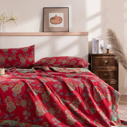 Doppellagige Sommerdecke aus Baumwolle mit Retro-Blumenmuster