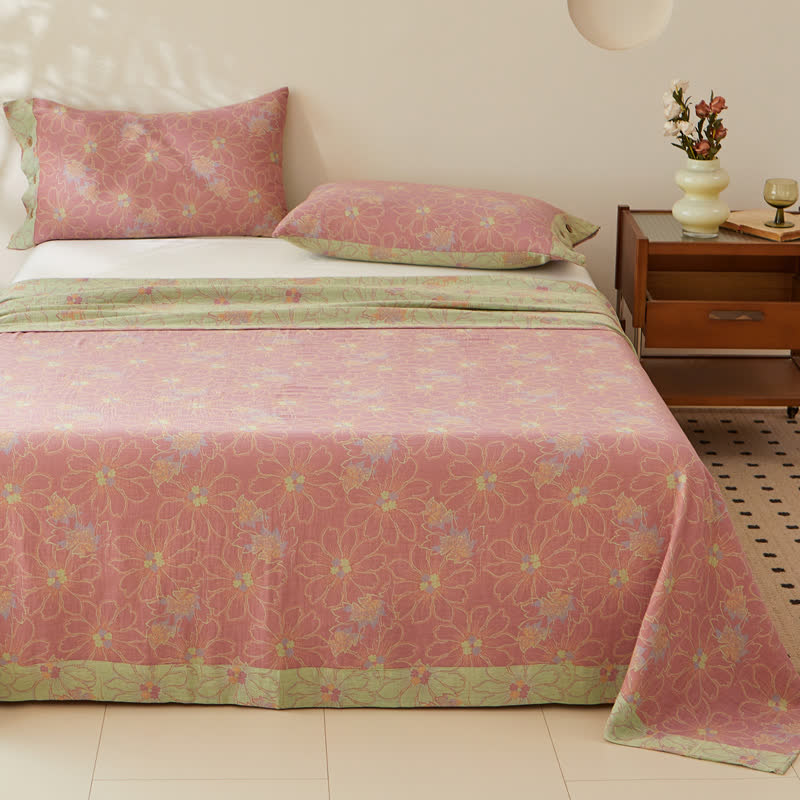 Wende-Bettdecke aus garngefärbter Baumwollgaze mit frischem Blumenmuster
