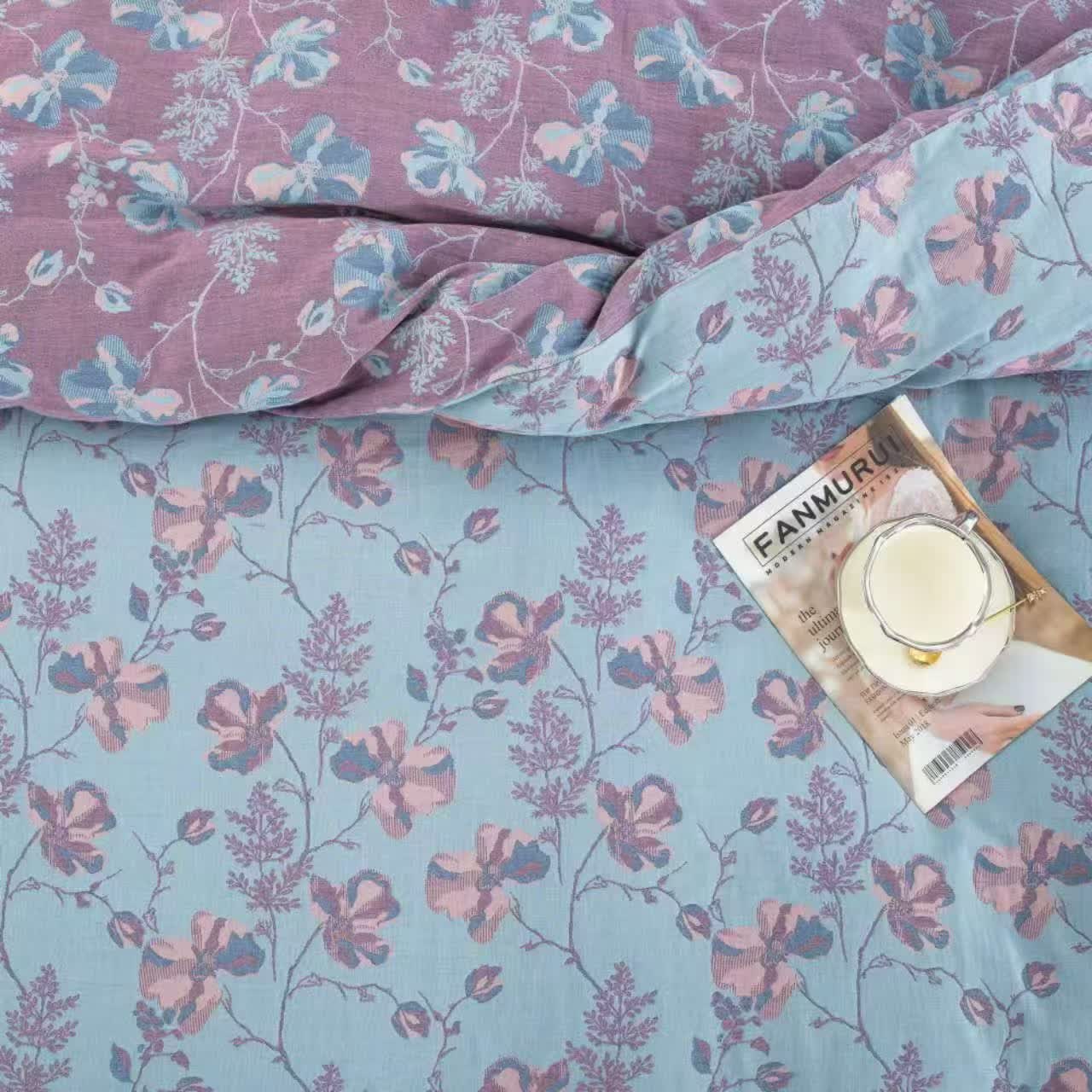 Bettwäscheset aus Baumwollgaze mit blühenden Blumen (4-teilig)