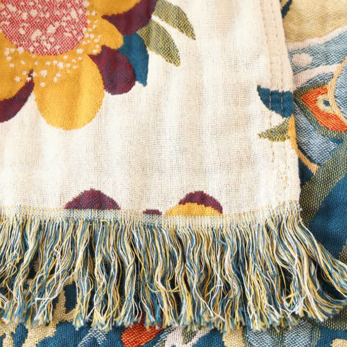 Wendedecke aus Baumwollgaze mit Blumenmuster im Ethno-Stil