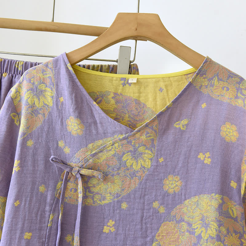 Pyjama-Set aus Baumwollgaze mit V-Ausschnitt und Vintage Blossom