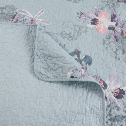Elegante Steppdecke aus weicher Baumwolle mit Blumenmuster