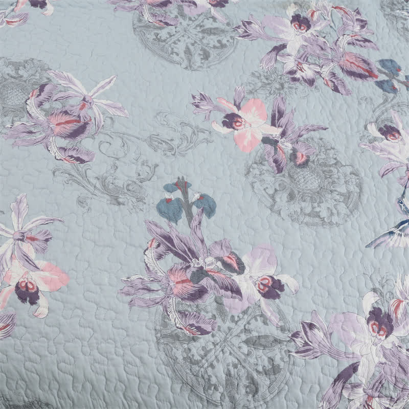 Elegante Steppdecke aus weicher Baumwolle mit Blumenmuster