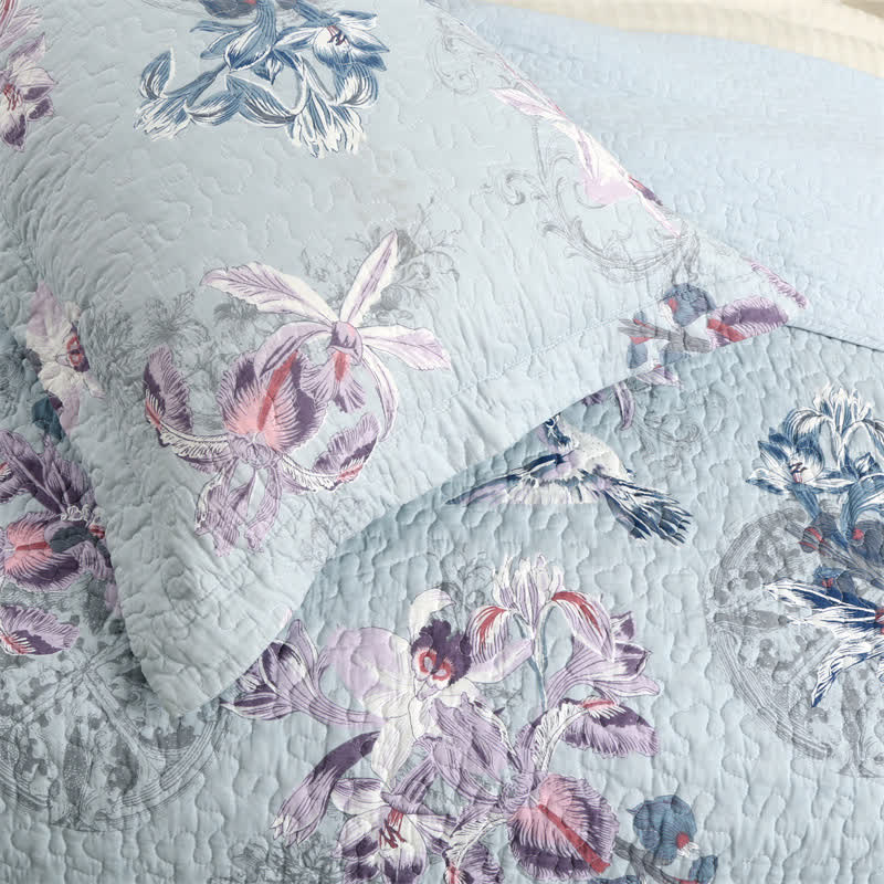 Elegante Steppdecke aus weicher Baumwolle mit Blumenmuster