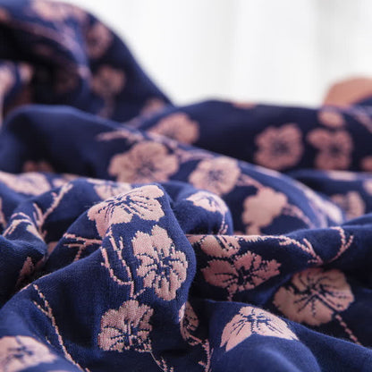 Wendesteppdecke aus Baumwollgaze-Jacquard mit pastoralem Blumenmuster