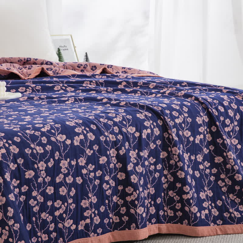 Wendesteppdecke aus Baumwollgaze-Jacquard mit pastoralem Blumenmuster