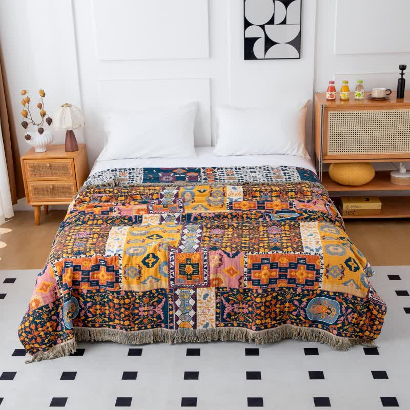 Boho Art Patchwork-Wendedecke aus Baumwolle mit Quasten