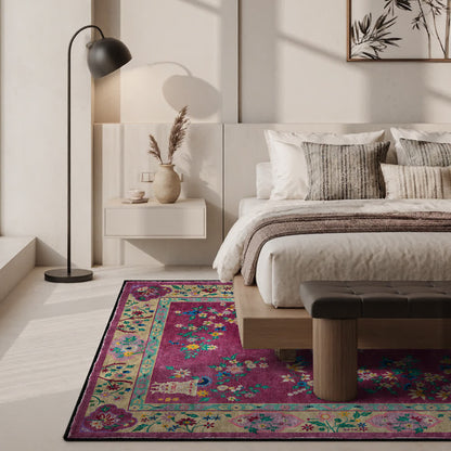 Teppich für drinnen und draußen mit Retro-Blumenmuster