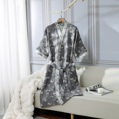 Bademantel aus Baumwollgaze-Jacquard im Vintage-Kimono mit Blumenmuster