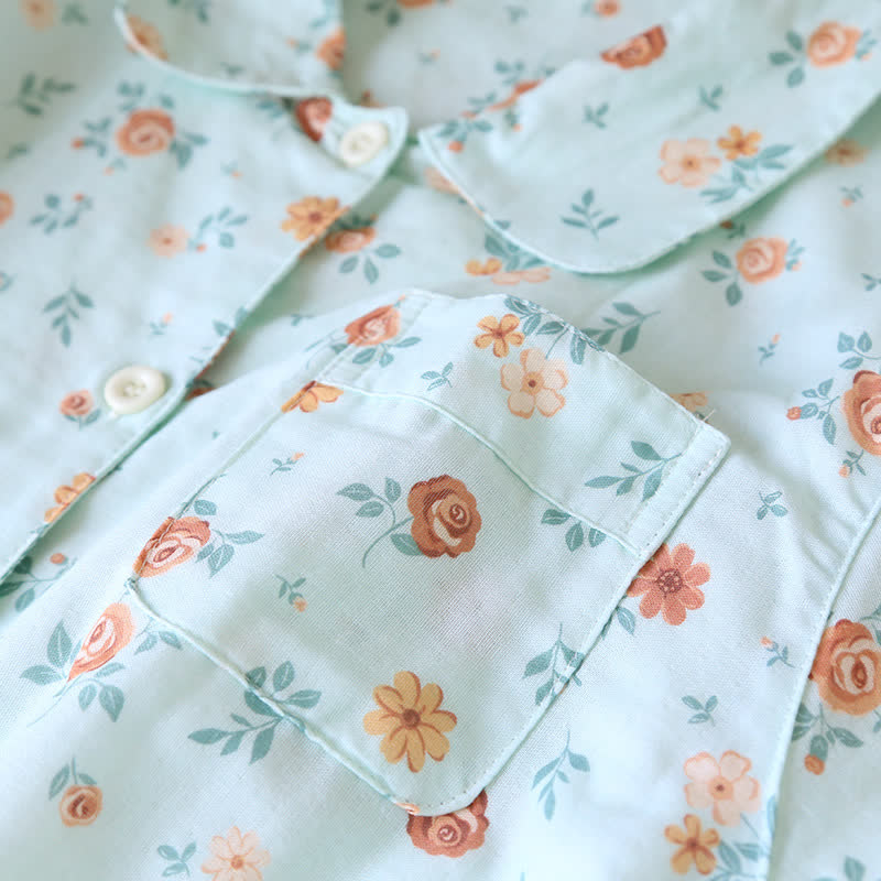 Rustikales Pyjama-Set aus doppelter Baumwollgaze mit Blumenmuster