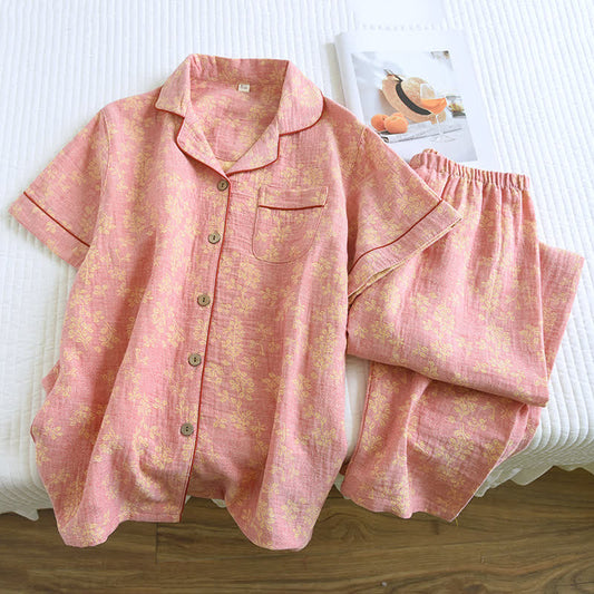Pyjama mit floralem Revers aus garngefärbtem Baumwolljacquard