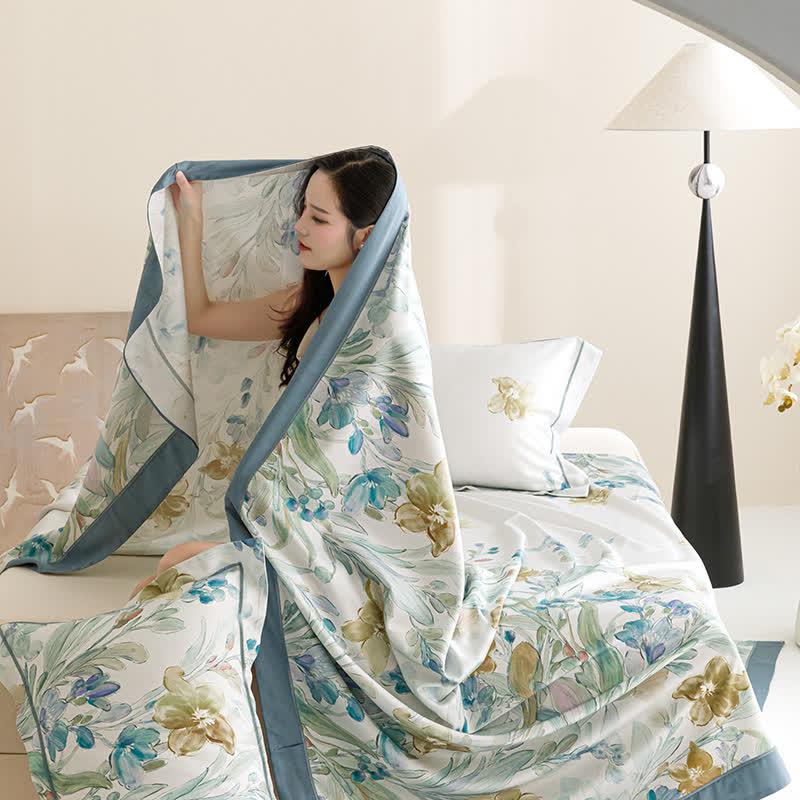 Kühle Tagesdecke aus Naturfaser mit Orchideen-Print