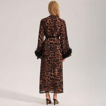 Langärmliger Kimono-Bademantel mit Leopardenmuster