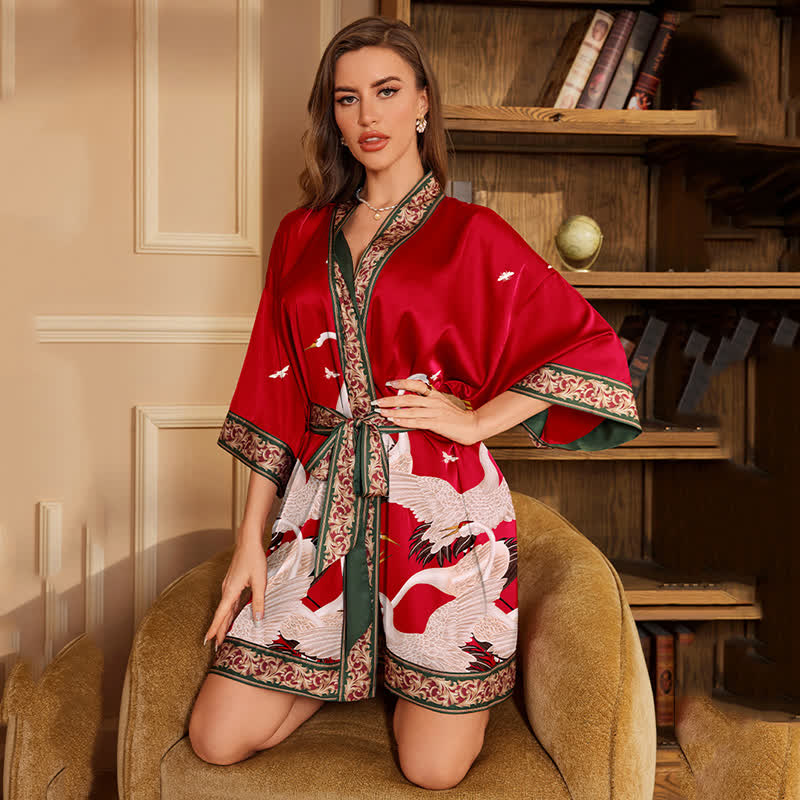 Kurzer Kimono-Bademantel mit Kranich-Print