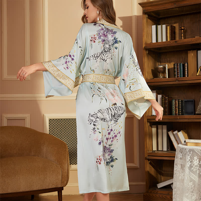 Orientalischer Kimono-Bademantel mit Tiger-Blumenmuster