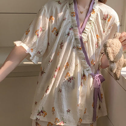 Pyjama-Set mit Blumenmuster und Rüschenärmeln