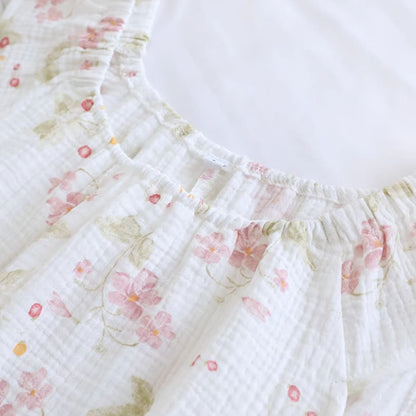 Loungewear-Set mit Kirschblüten-Print und Flatterärmeln