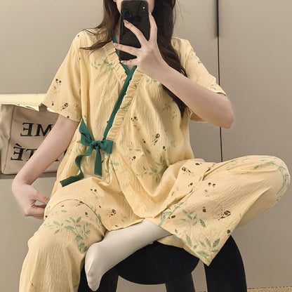 Kimono-Nachtwäscheset mit Blattmuster und Rüschen