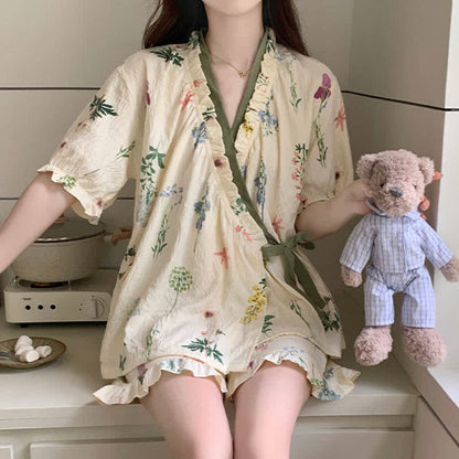 Pyjama-Set mit Hortensien-Print und Rüschenärmeln