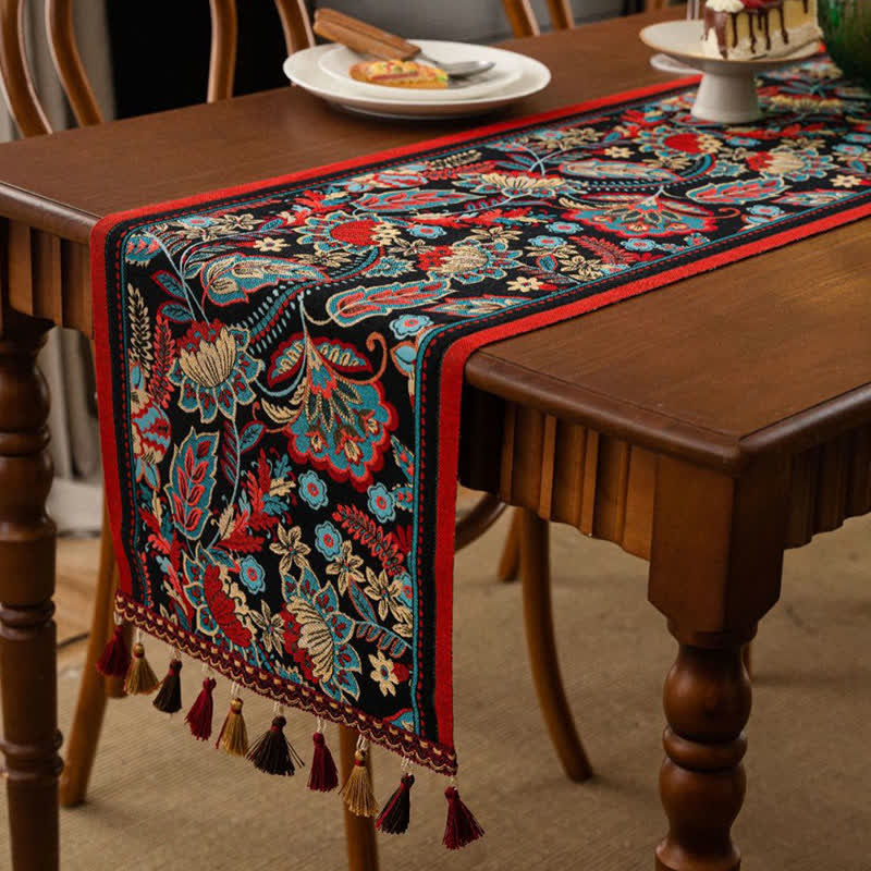 Vintage Jacquard Tischläufer mit Blumenmuster und Quasten