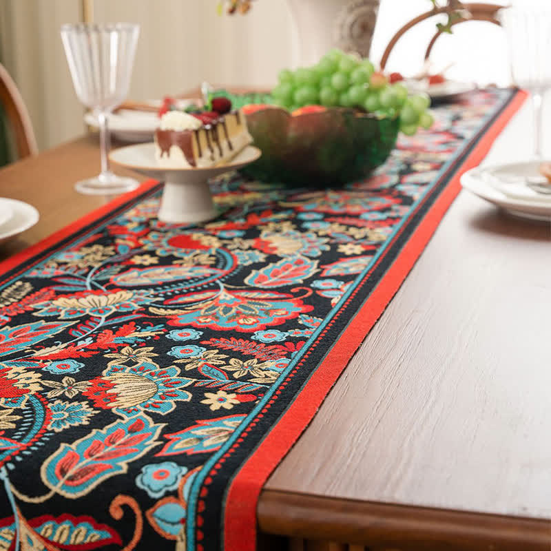 Vintage Jacquard Tischläufer mit Blumenmuster und Quasten